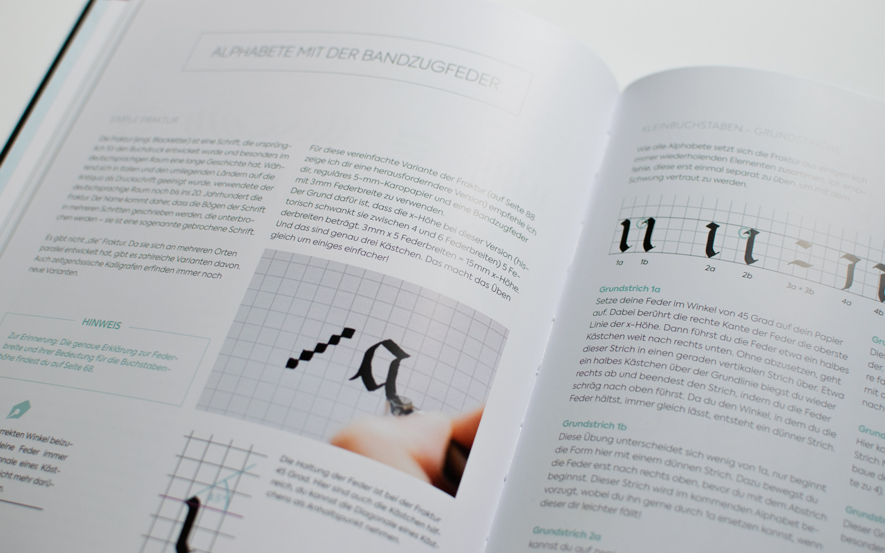 kalligrafie alphabete buch
