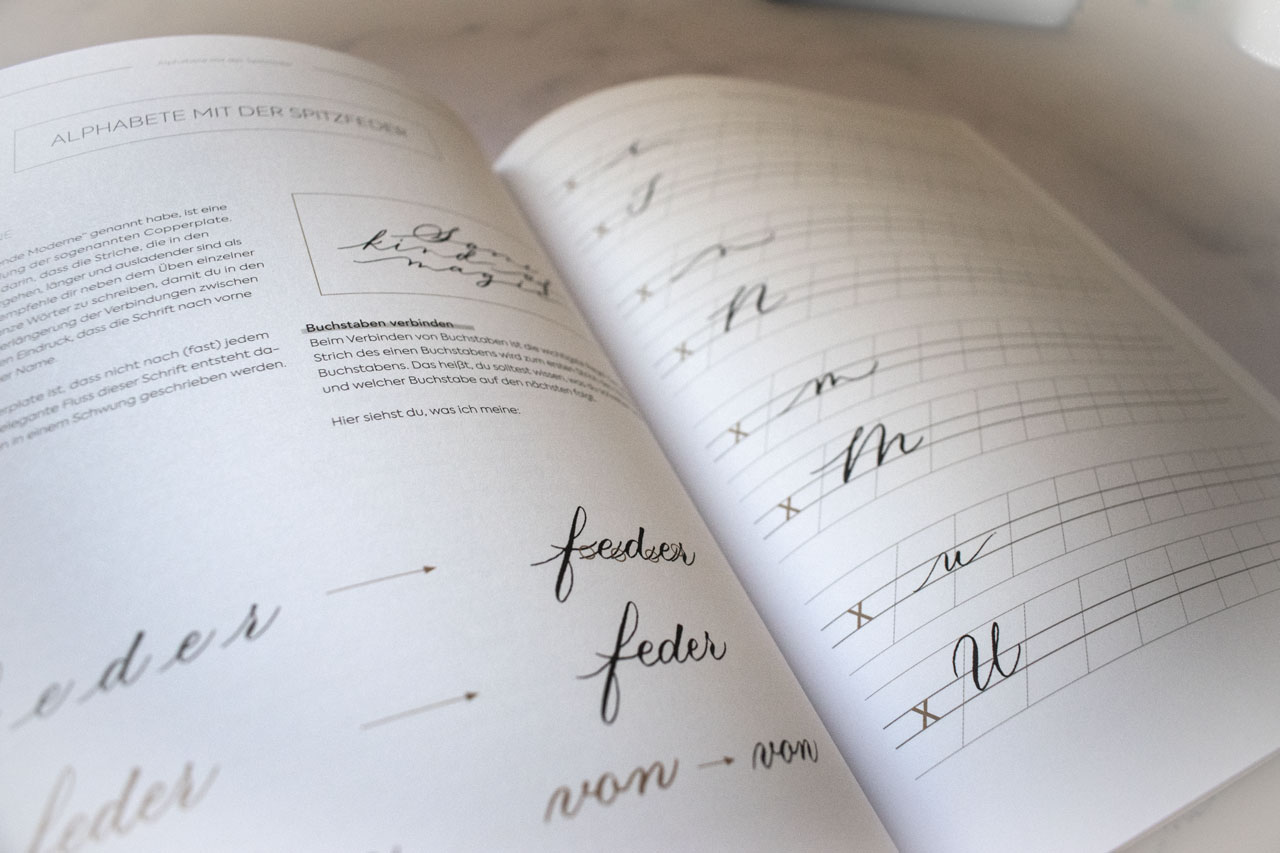 kalligrafie alphabete buch